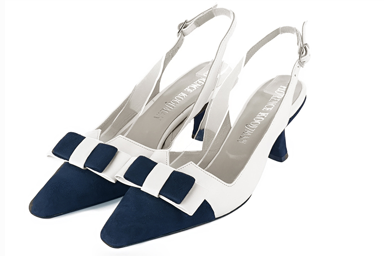 Chaussures bleu marine sale et blanc femme